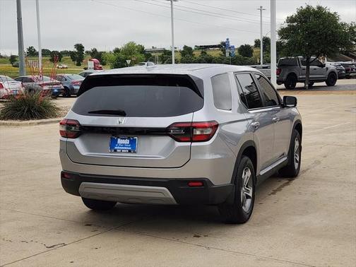2023 Honda Pilot 2WD EX-L 8 Passenger