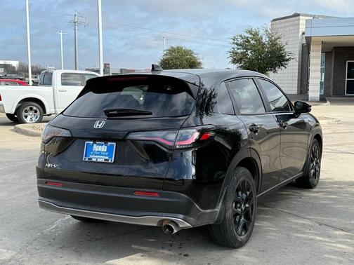 2023 Honda HR-V 2WD Sport