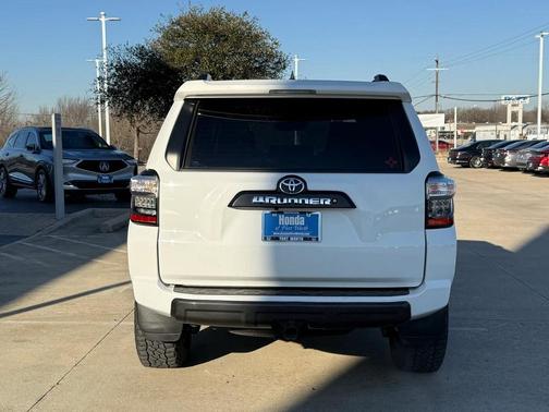 2020 Toyota 4Runner TRD Off Road