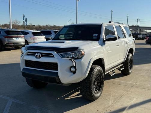 2020 Toyota 4Runner TRD Off Road