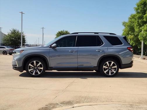 2023 Honda Pilot AWD Elite