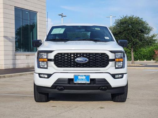 Oxford White 2023 Ford F-150 XL