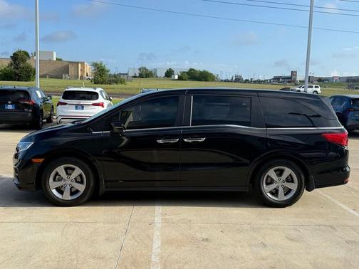 Crystal Black Pearl 2018 Honda Odyssey EX-L