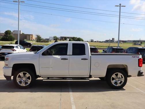 2017 Chevrolet Silverado 1500 Custom