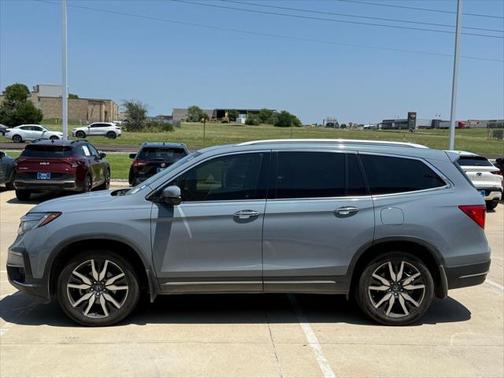2022 Honda Pilot AWD Elite