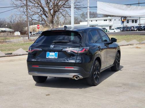2025 Honda HR-V AWD Sport