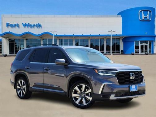 2025 Honda Pilot Touring 8-Passenger