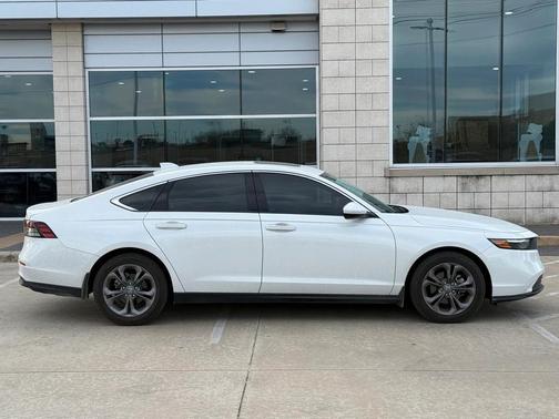 2024 Honda Accord EX 1.5T