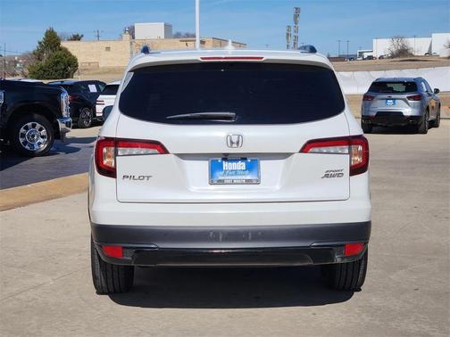 2022 Honda Pilot AWD Sport