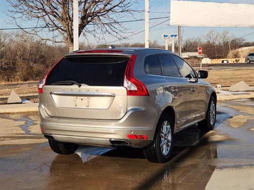2016 Volvo XC60 T5 Drive-E Premier