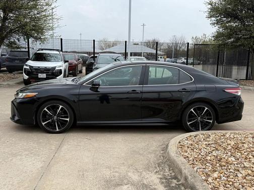 2019 Toyota Camry XSE