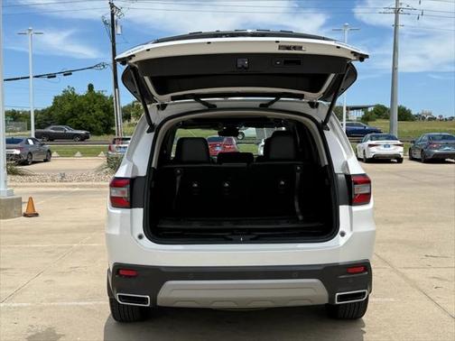 2023 Honda Pilot Touring 8-Passenger