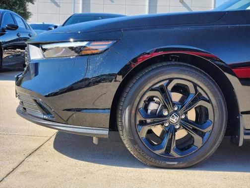 2025 Honda Accord Sport SE 1.5T