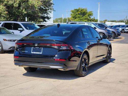 2025 Honda Accord Sport SE 1.5T