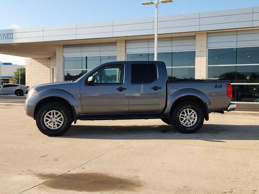 Gun Metallic 2019 Nissan Frontier SV