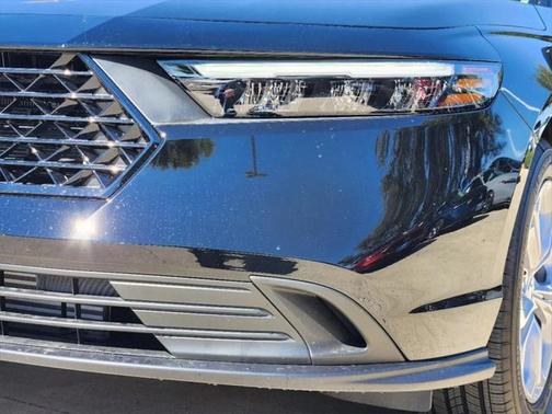 2025 Honda Accord LX 1.5T