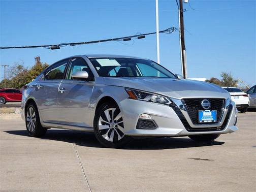 2020 Nissan Altima S FWD