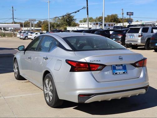 2020 Nissan Altima S FWD