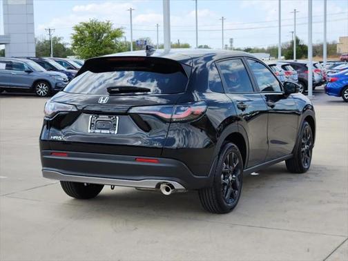 2025 Honda HR-V 2WD Sport