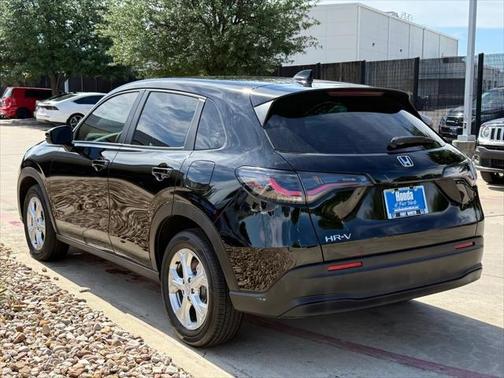 2025 Honda HR-V LX