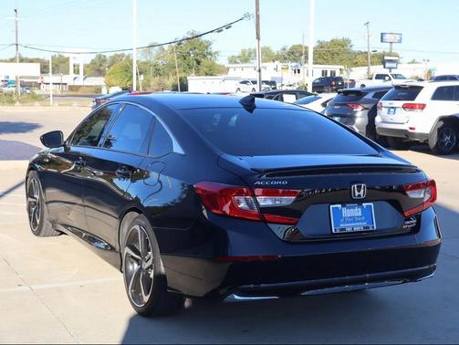 2022 Honda Accord Hybrid Base