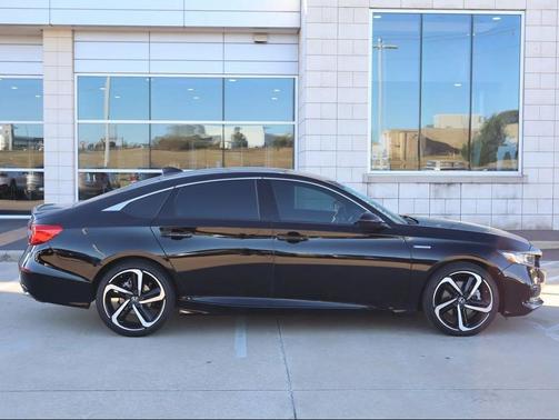 2022 Honda Accord Hybrid Base