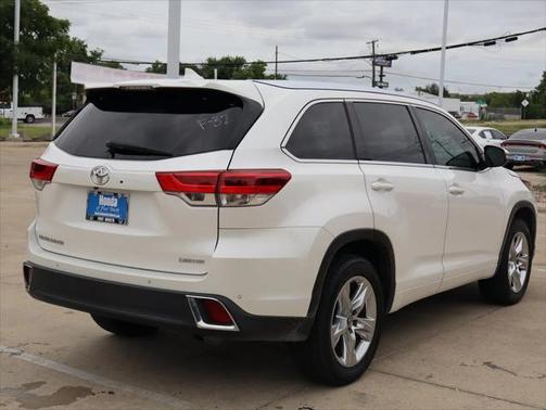 2018 Toyota Highlander Limited