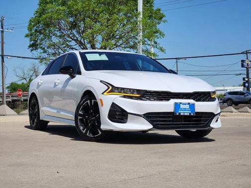 2022 Kia K5 GT-Line
