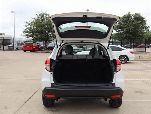 2021 Honda HR-V LX