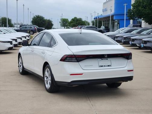 2025 Honda Accord LX 1.5T