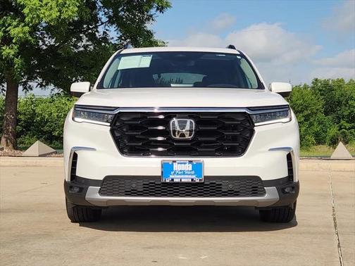 2024 Honda Pilot Touring 8-Passenger