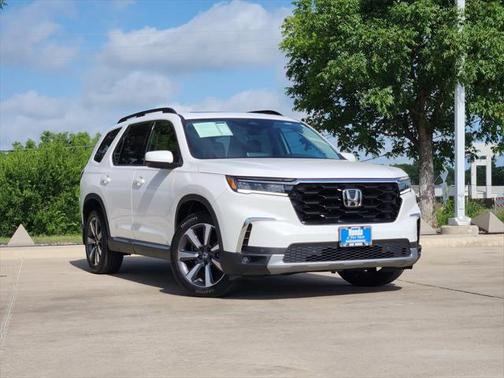 2024 Honda Pilot Touring 8-Passenger