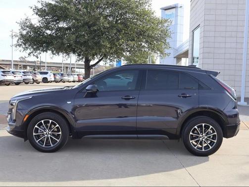 2025 Cadillac XT4 Sport