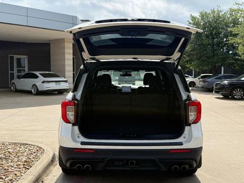 Star White Tri-Coat 2021 Ford Explorer ST