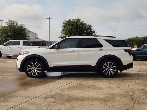 Star White Tri-Coat 2021 Ford Explorer ST