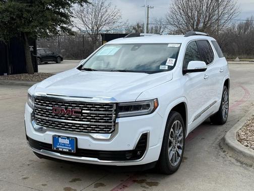 2023 GMC Acadia Denali