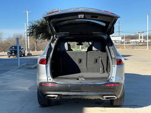 2023 Buick Enclave Essence FWD