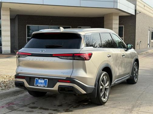 2023 INFINITI QX60 Luxe