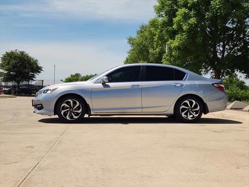 2017 Honda Accord EX-L w/Navigation & Honda Sensing
