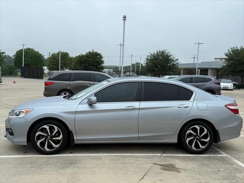 2017 Honda Accord EX-L w/Navigation & Honda Sensing