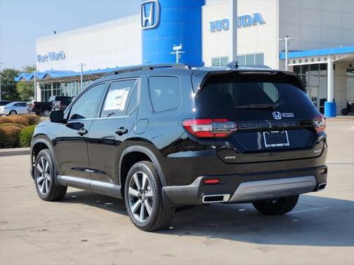 2025 Honda Pilot Touring 8-Passenger