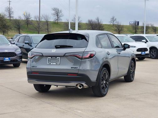 Urban Gray Pearl 2026 Honda HR-V 2WD Sport