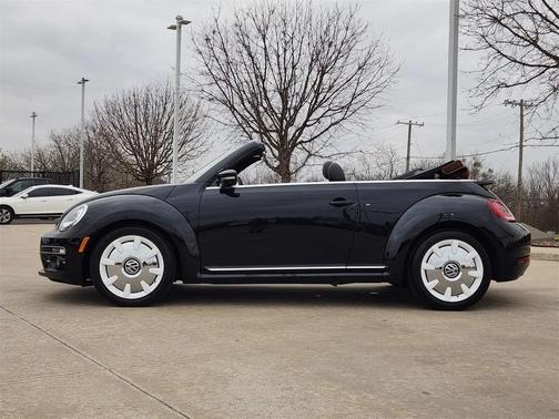 2019 Volkswagen Beetle 2.0T SE