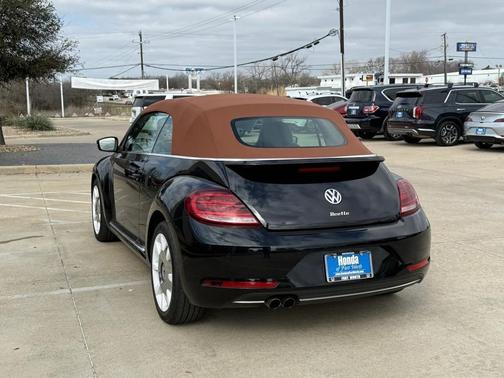 2019 Volkswagen Beetle 2.0T SE