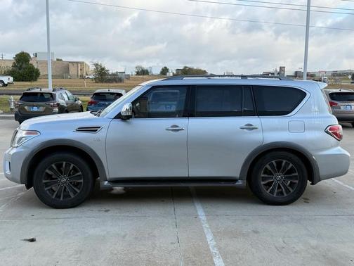 2017 Nissan Armada Platinum
