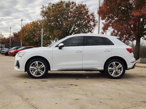 2022 Audi Q3 45 S line Premium Plus
