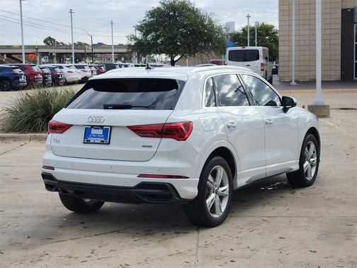 2022 Audi Q3 45 S line Premium Plus