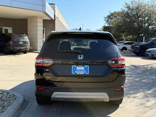 2023 Honda Pilot AWD EX-L 8 Passenger