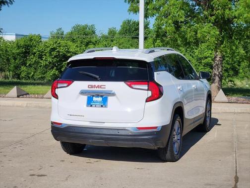 2022 GMC Terrain SLT