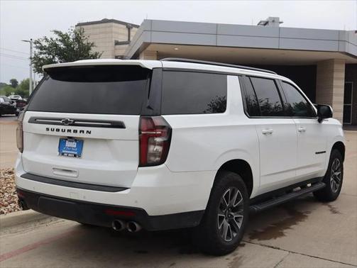 2023 Chevrolet Suburban 4WD Z71